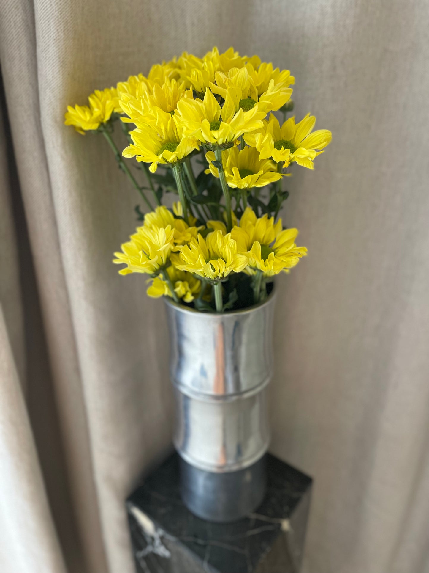 Cylindrical 3 tier metal Vase