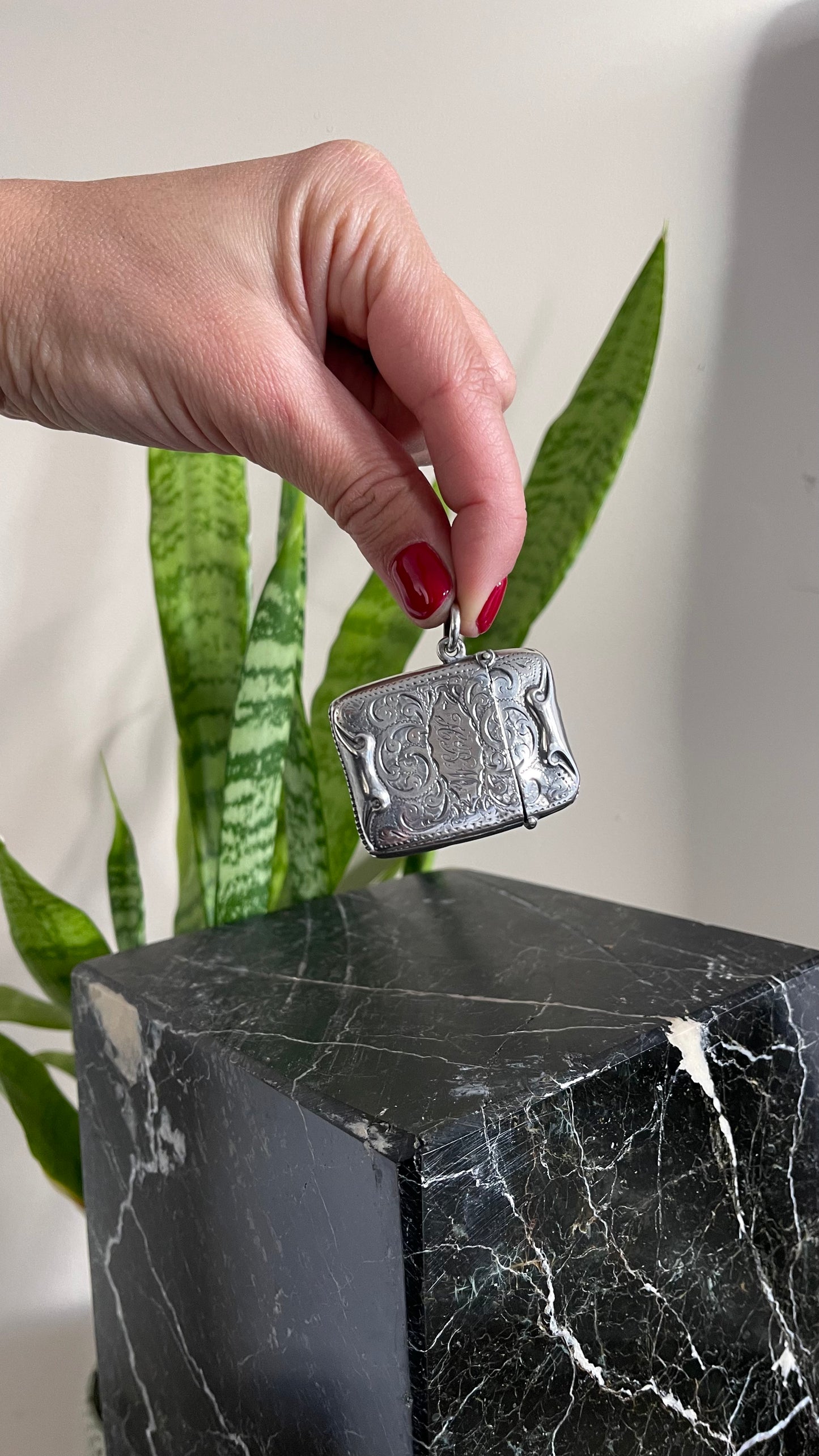 Square sterling silver matchstick vesta case