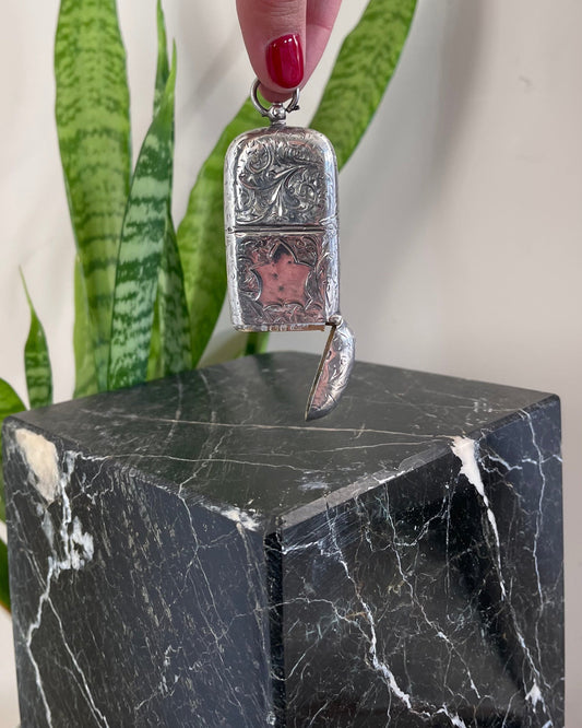 Oblong vintage matchstick vesta case