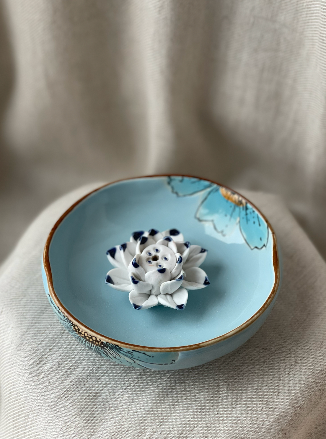Blue and white lotus incense holder